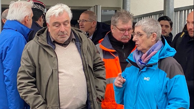 Après une 4ième inondation, la maire de Saint-Etienne Au Mont lance à un appel pour trouver des logements !