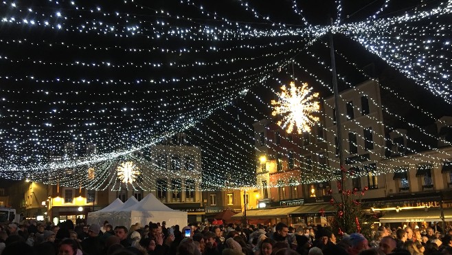 Les festivités de Noël débutent mercredi soir Place Dalton à Boulogne sur mer !