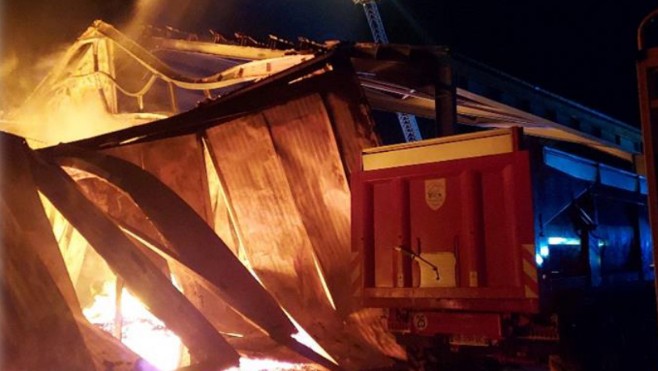 Feu de bâtiment agricole Canlers