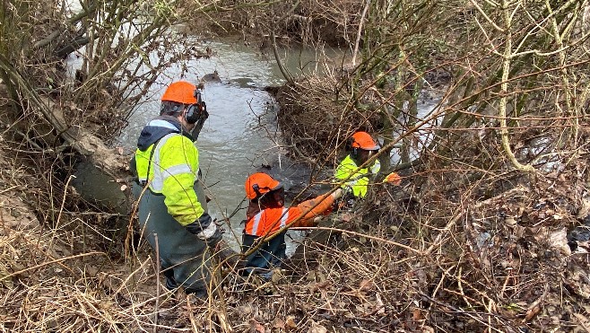 Dans le boulonnais, 35 km de cours d'eaux déjà nettoyés en urgence depuis novembre