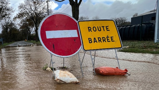 Montée des eaux: 17 routes départementales coupées à la circulation dans le Pas-de-Calais