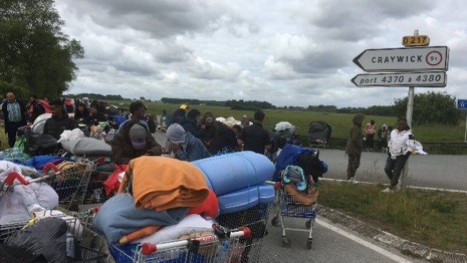 La pression migratoire augmente en ce début de printemps entre coups de feu, incendie et traversées de la Manche ratées