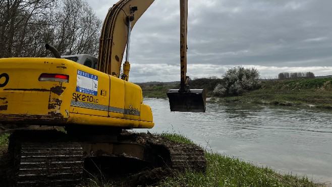 Des travaux de curage débutent ce mardi sur la Canche et l'Aa