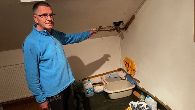 A Berck, un couple de septuagénaire vit depuis 6 ans avec une toiture qui fuit