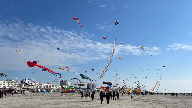 Berck: c'est parti pour la 37ème édition des Rencontres Internationales de Cerfs-Volants