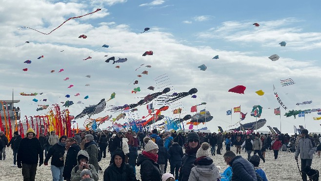 La foule déjà au rendez-vous du premier week-end des Cerfs-Volants de Berck 