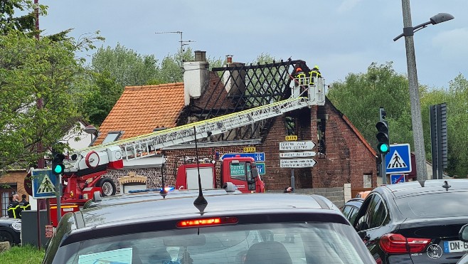 Calais: incendie d'une maison, route de Saint Omer