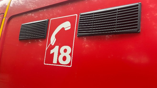 A16: deux blessés légers et d'importants bouchons, après un accident près de St Folquin