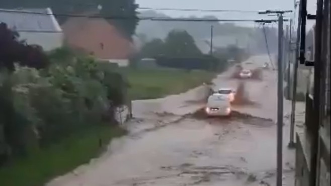 Impressionnantes coulées de boue hier soir dans la Somme