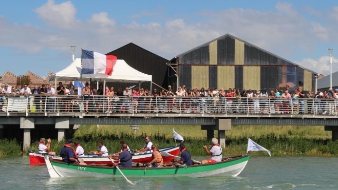 Une course de yoles a lieu ce week-end à Etaples