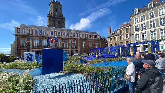 A Boulogne sur mer, du bleu Majorelle pour le 17ième jardin éphémère !