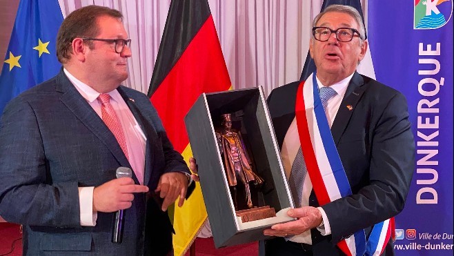 A Dunkerque, une rue de Krefeld et la salle Rotonde-Krefeld inaugurées pour les 50 ans du jumelage allemand...