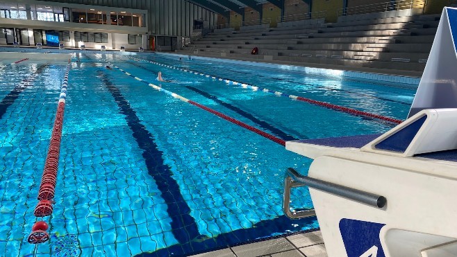 Dunkerque : les nageurs à nouveau comme des poissons dans l'eau depuis de la réouverture de la Piscine Paul Asseman.