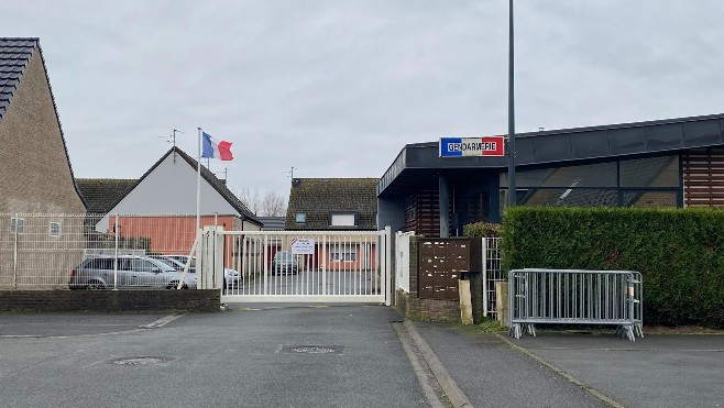 Dunkerque : l'auteur du quintuple meurtre risque la perpétuité. Il peut être retenu en garde à vue durant 96 heures.