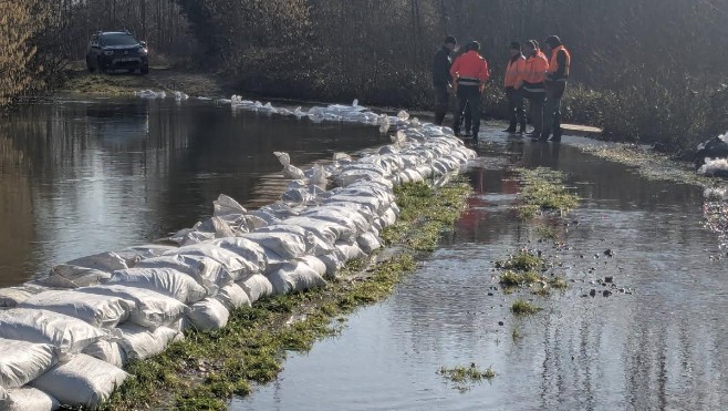 Abbeville : une décrue finalement observée grâce aux grandes marées et au beau temps.