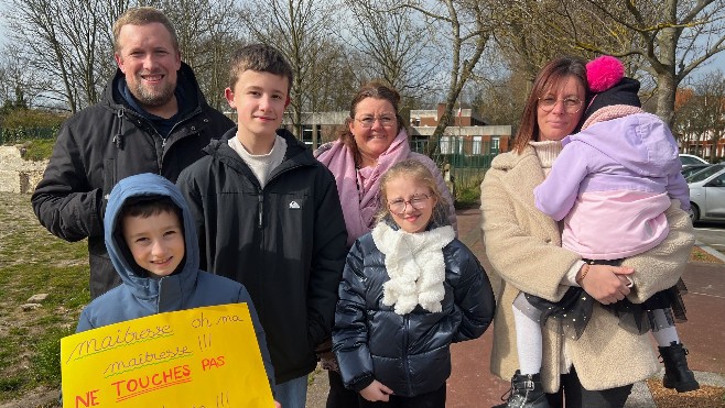 Nouvelle mobilisation des enseignants contre les fermetures de classes