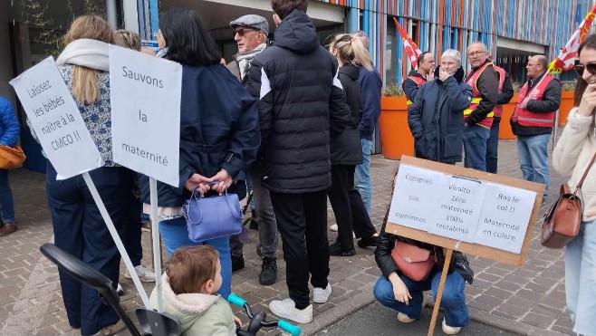 Saint-Martin-Boulogne: à la clinique, un rassemblement de soutien au personnel de la maternité, menacée de fermeture