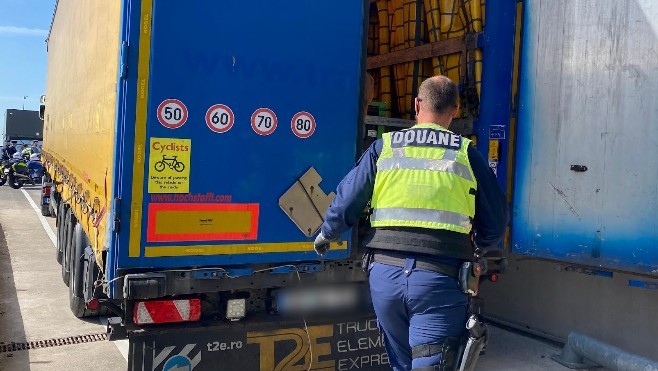 En 2024, 118 tonnes de tabac et 4,6 tonnes de stupéfiants saisies par les douanes des Hauts-de-France.