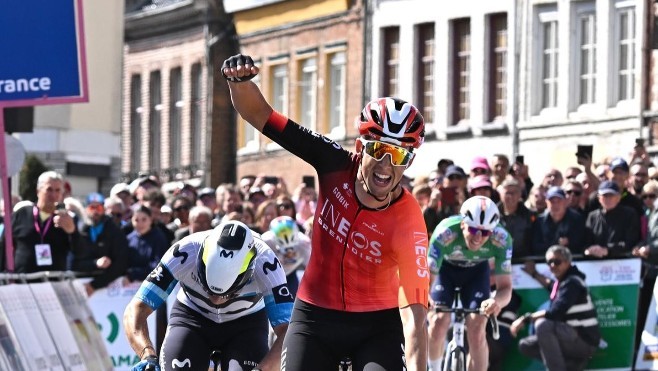Cyclisme : Deux britanniques en lice pour remporter les 4 Jours de Dunkerque après l'abandon sur chute d'Axel Zinglé !