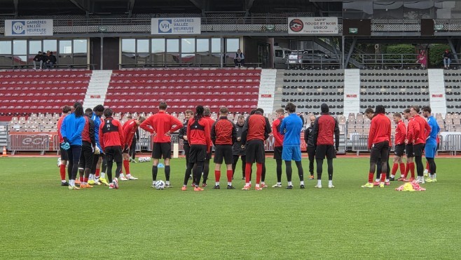 Football: face à Clermont, le coach de l'USBCO espère
