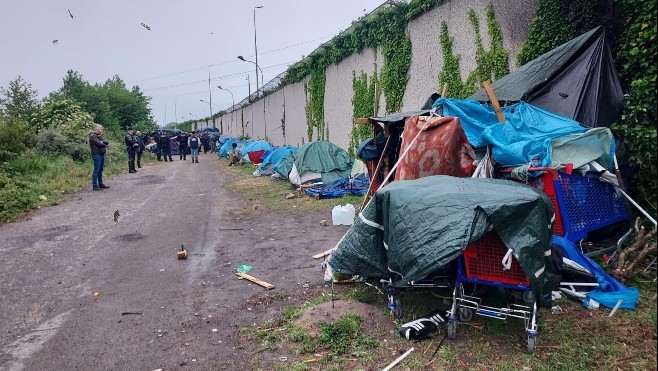 Calais: un nouveau campement de migrants évacué ce mercredi