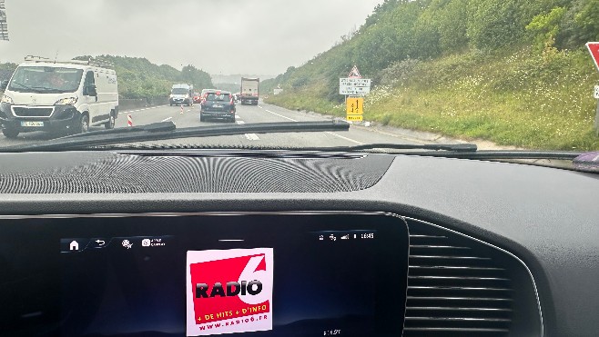 A16 : un accident matériel et des kilomètres de bouchons dans le sens Calais-Boulogne. 