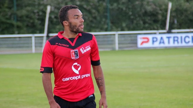 Football: après Boulogne et Dunkerque, Junior Senneville signe à Calais