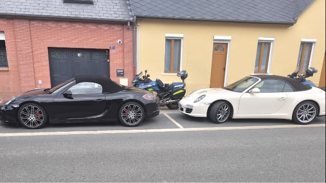 Somme : au volant de leurs Porsche, une mère et sa fille contrôlées en excés de vitesse 