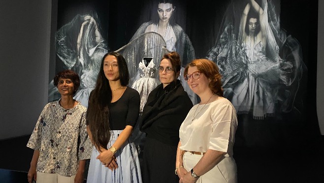 A Calais, la Cité de la dentelle expose les œuvres de la Chinoise Yiquing Yin jusqu'en janvier.