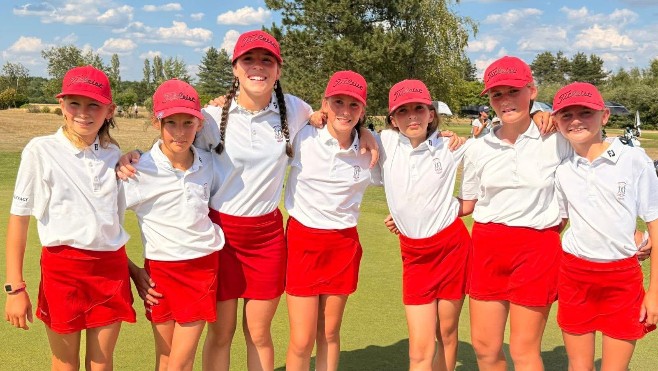 Les jeunes golfeuses et golfeurs de Wimereux performent en compétition fédérale. 