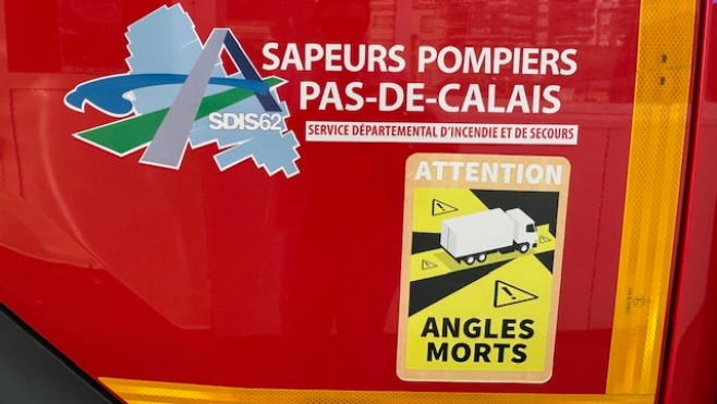 Calaisis : un migrant victime de multiples fractures aprés une chute de camion
