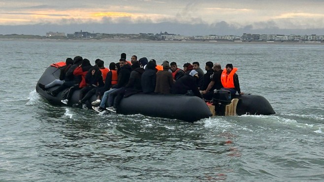 Près de 100 migrants secourus en mer du Touquet à Dunkerque.