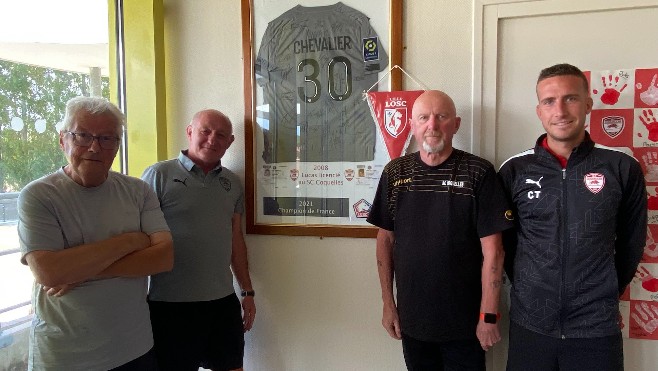 Le club de football du SC Coquelles compte surfer sur l'image de Lucas Chevalier en cette rentrée !
