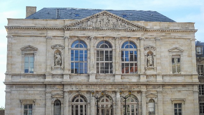 Le procureur-adjoint du tribunal de Boulogne écarté après des plaintes pour harcèlement.