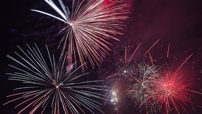 Sangatte : concert et feu d'artifice samedi soir à la Base de voile de Tom Souville.
