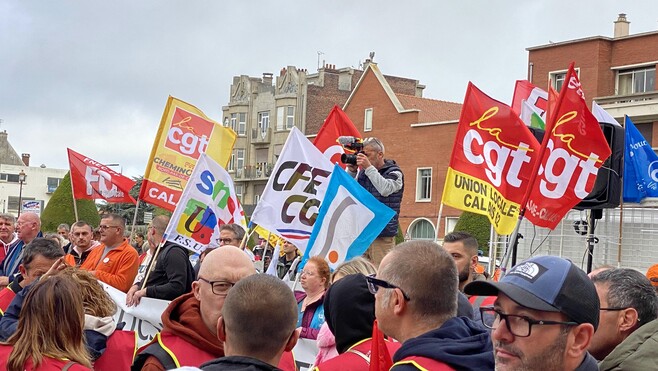 Manifestations : une mobilisation moins forte mais qui tient... 