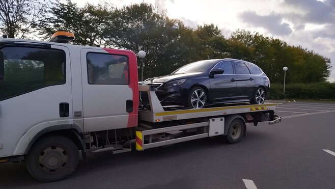 Somme : un jeune conducteur contrôlé à 198km/h au lieu de 110 sur l'A28