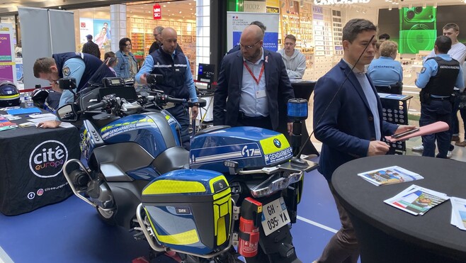 Jusque Samedi à la Cité Europe, policiers et gendarmes ne marchandent pas la sécurité routière !