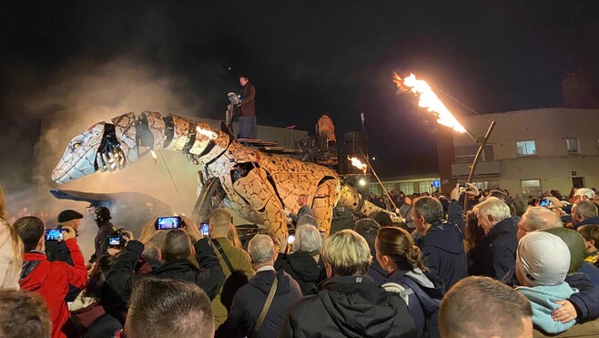 À Calais, l’Odyssée du Varan de Voyage se poursuit ce vendredi soir…