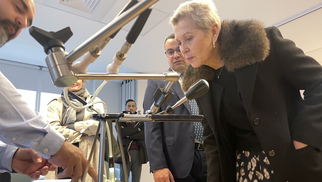 Rang-du-Fliers : en visite dans le Pas-de-Calais, la ministre Anne Le Henanff annonce une aide pour accélérer le raccordement à la fibre