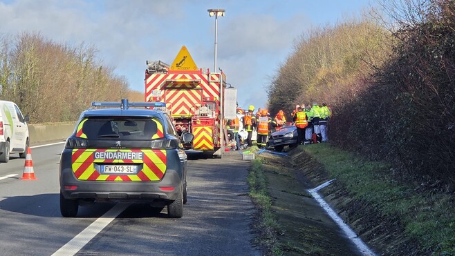 A16 : trois blessés, dont une personne incarcérée, dans un accident près de Marquise