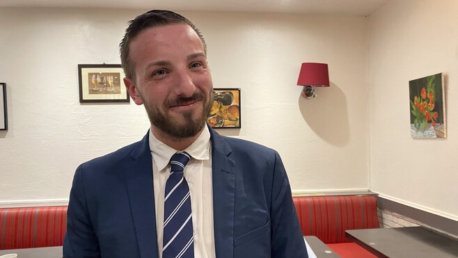 Municipales à Calais : le Calaisien Romain Debaisieux rassemble des citoyens sans étiquette dont le but est de « Réussir pour Calais ».