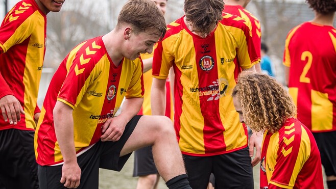 Fútbol: Él Formación Calais