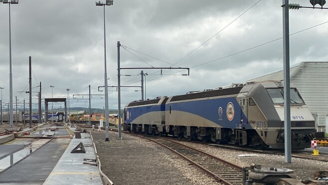 Tunnel sous la Manche : un chauffeur oublie une bougie allumée dans la cabine de son camion ! 