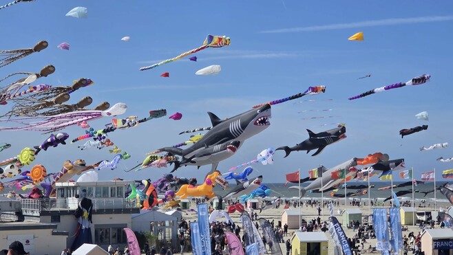 Berck: 170 000 visiteurs pour le premier week-end des Rencontres Internationales de Cerfs-Volants