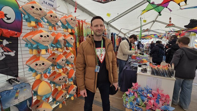 Aux cerfs-volants de Berck, le chiffre d'affaires des commerçants s'envole aussi, malgré une conjoncture compliquée