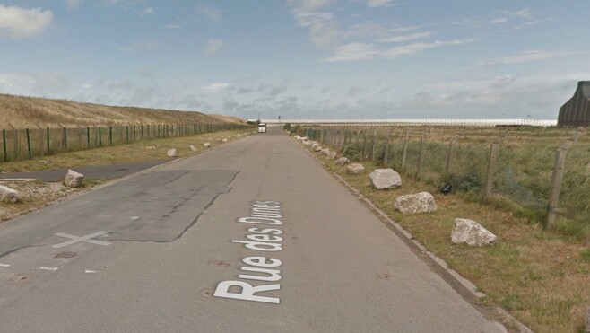 Calais : un motard de 23 ans grièvement blessé après un violent accident chemin des Dunes