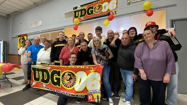 De Guînes à Merlimont, les supporters du RC Lens à fond derrière les Sang et Or pour la finale de la Coupe de France ! 