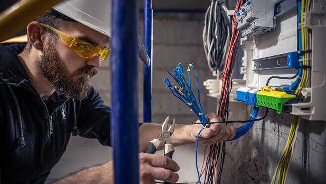 ELECTRICIEN INDUSTRIEL H/F - DUNKERQUE