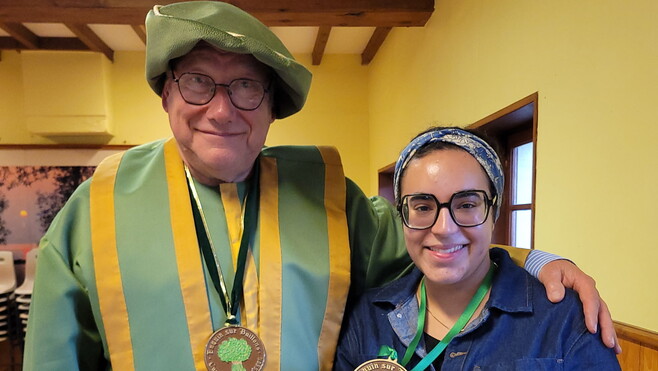 Notre journaliste, Elisa, nommée Ambassadrice du Cresson par la Confrérie d'Enquin-sur-Baillons ! 